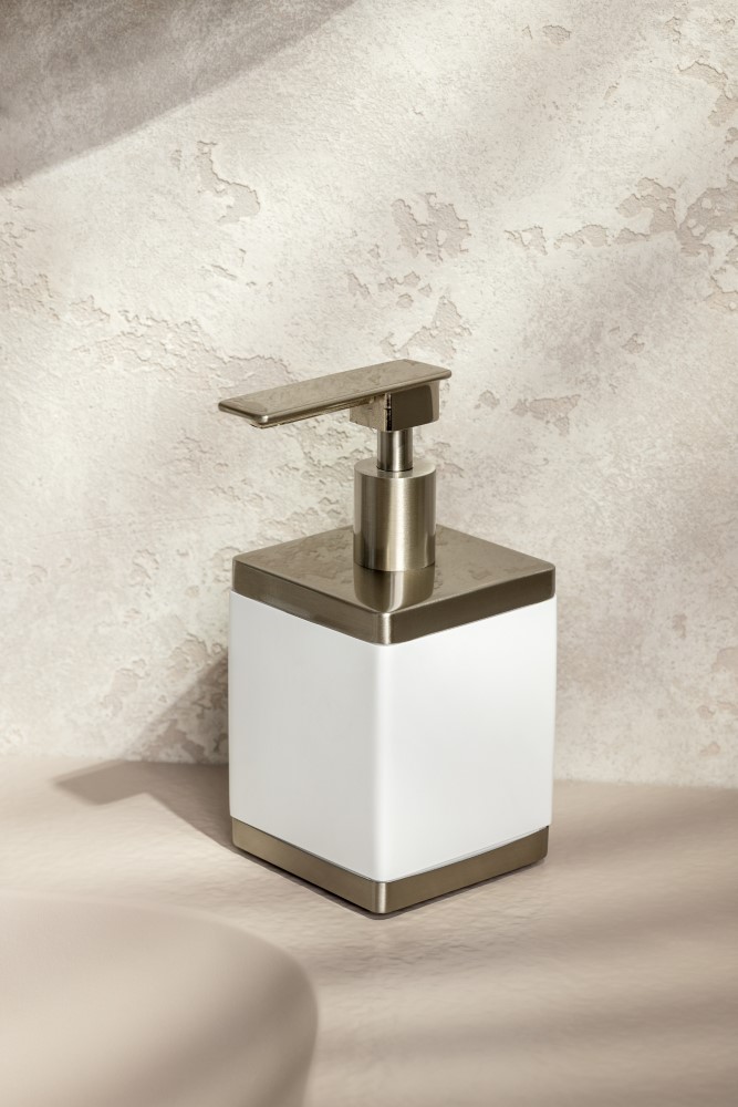 Диспенсер настольный Qubic Nickel Brush