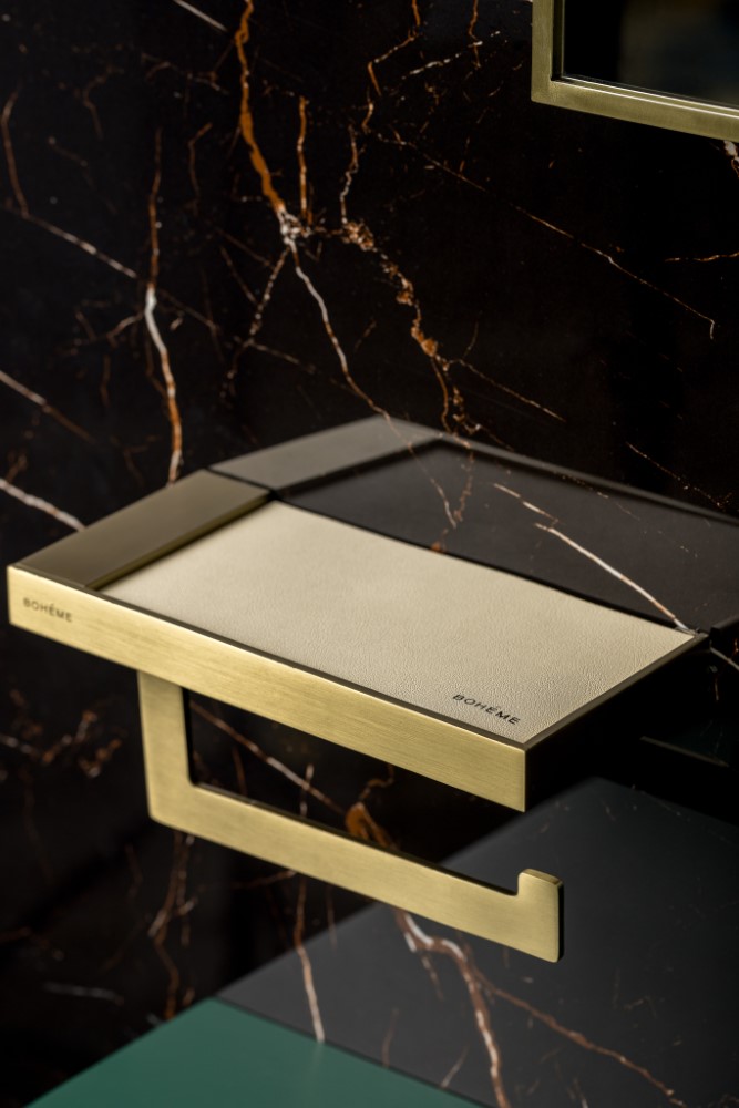 Держатель для туалетной бумаги c крышкой Qubic Matt Gold