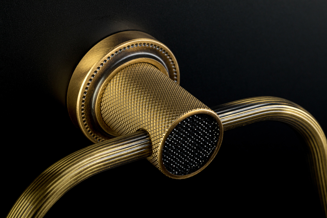 Крючок двойной ROYALE CRISTAL BLACK BR