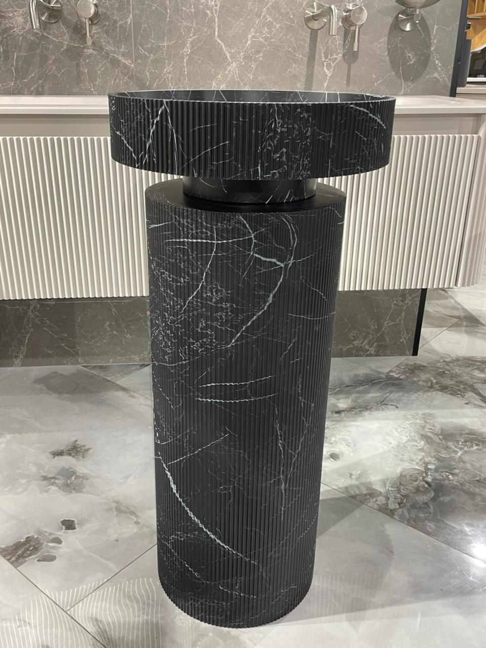 Пьедестал для раковины рифленый Corian 300*720 Nero Marquina