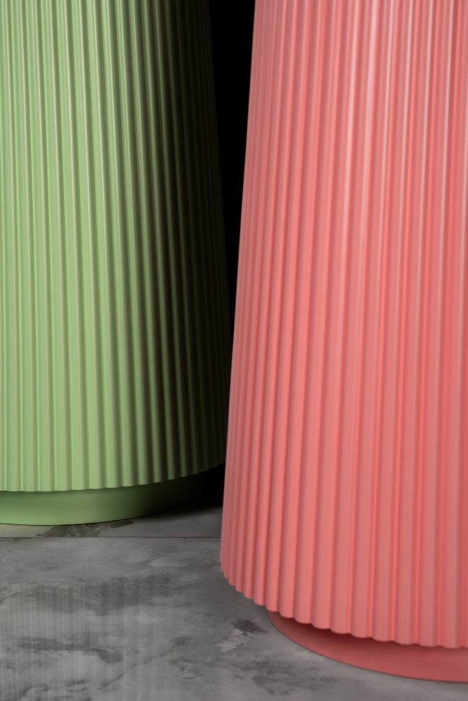 Раковина напольная рифленая Torre Corian 480*480*850 LIGHT PINK (роза)