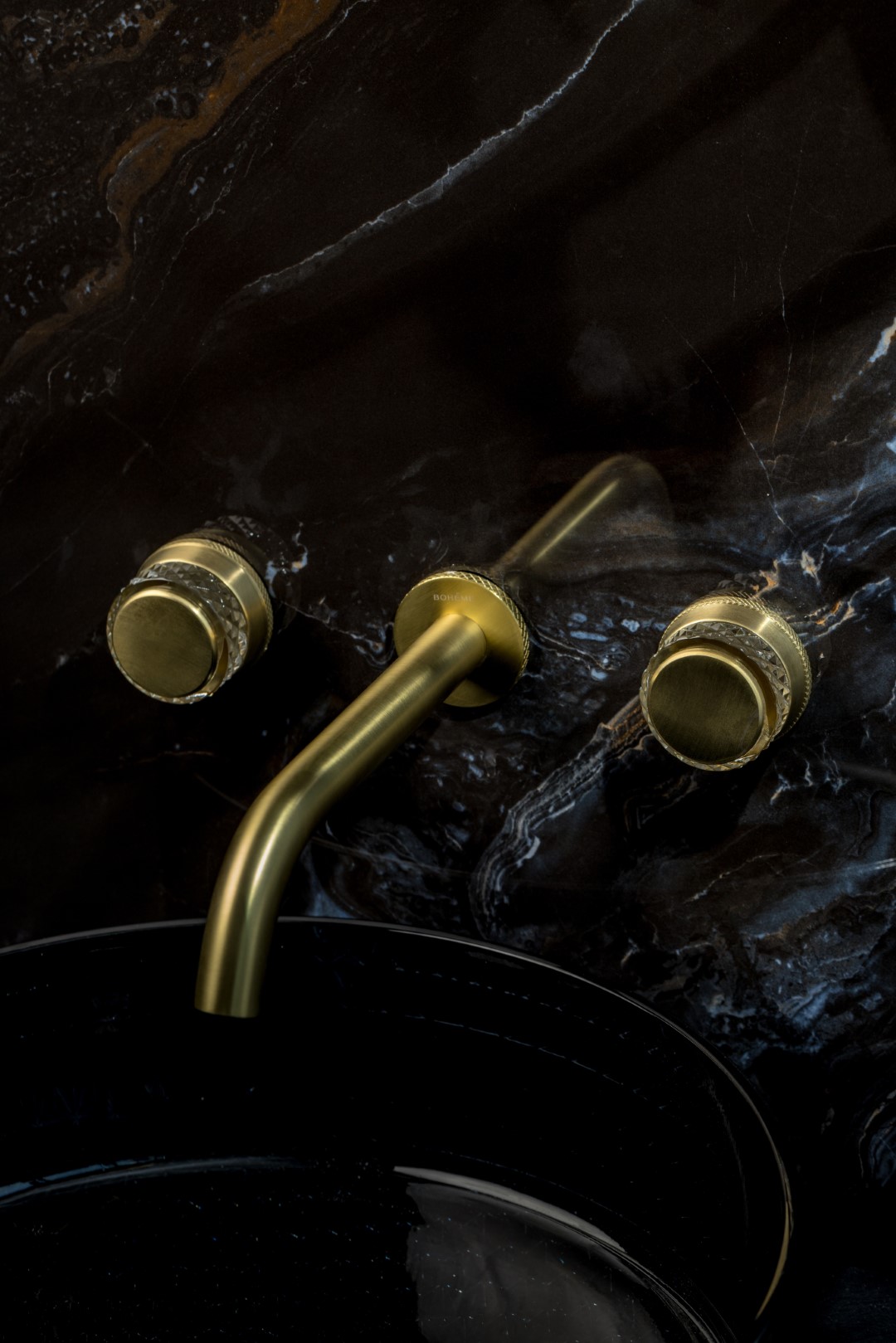 Смеситель из стены AURA на 3 отв. MAT GOLD
