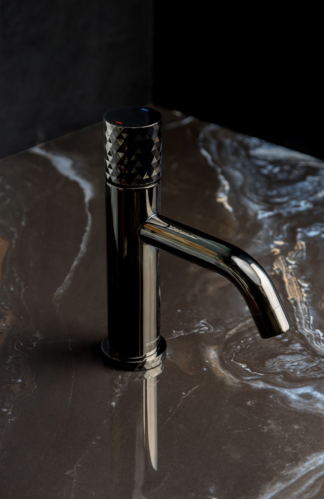 Смеситель STICK для умыв. низ. Shine Gun Metal низкий с ручкой DIAMOND